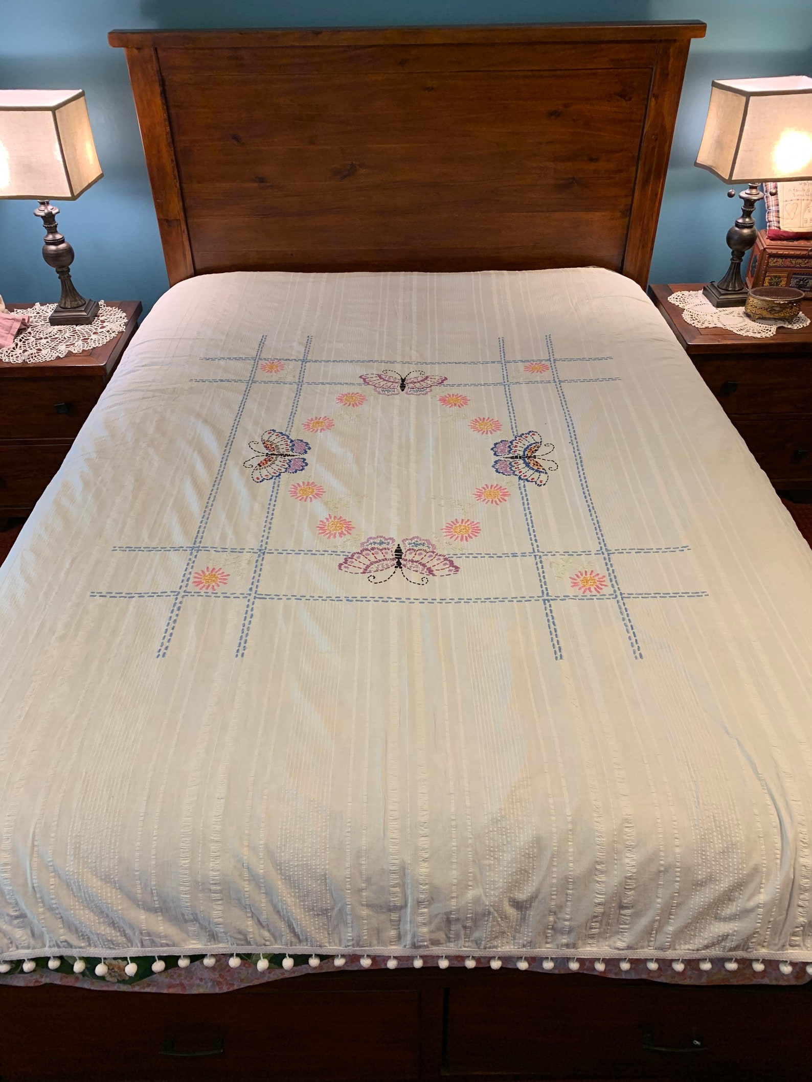 Vintage Embroidered Bed Coverlet Etsy