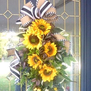 Sunflower Door Swag, Farmhouse wreath