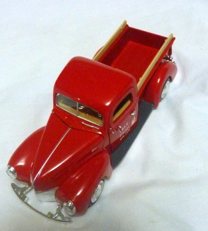 Farmhouse Truck 8 Inch Red Diecast Truck Decor Vintage Ford Etsy