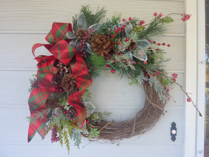 Christmas decorations Holiday Door Decor Christmas Decor Christmas Wreaths Christmas Wreath
