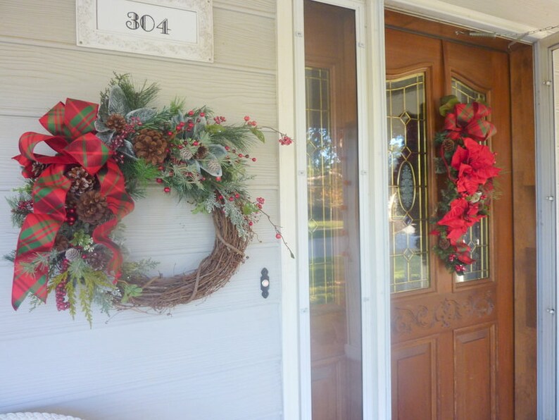 Christmas decorations Holiday Door Decor Christmas Decor Christmas Wreaths Christmas Wreath