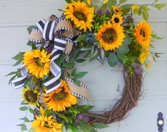 Sunflower door wreath, Housewarming gift, wedding gift