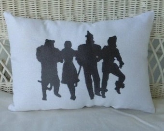 Wizard of OZ Pillow cover, Embroidered Wizard of Oz pillow