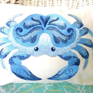 Blue Crab pillow cover, Beach House Decor