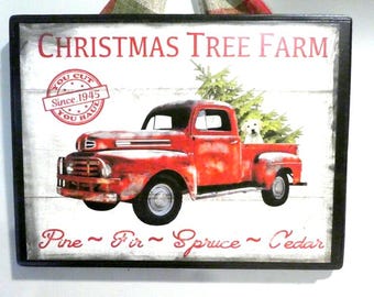Red Truck Christmas Tree Farm Sign: Vintage Pickup & Yellow Lab