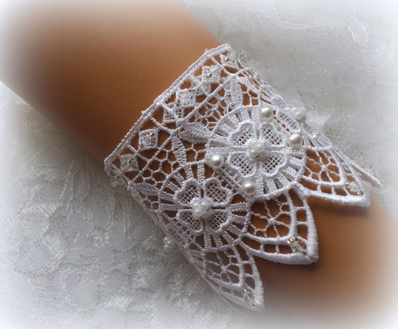 Wedding waltz white bracelet Clearance