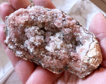 AAA Grade RARE Pink Amethyst Crystal Geode, Patagonia Argentina Pink Amethyst Gemstone Geode, Pink Crystal Geode Rock Specimen