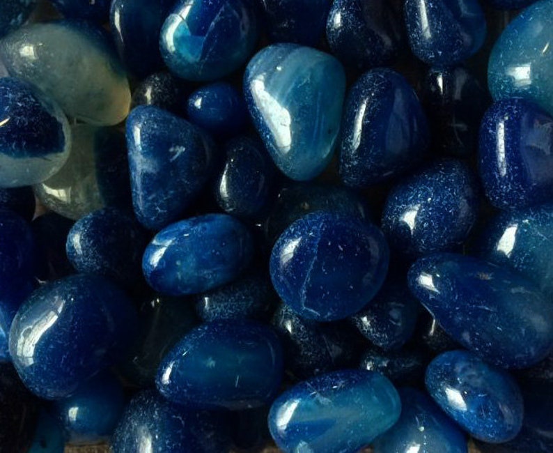 Bulk 1/2lb Tumbled Dyed Dark Blue Agate Gemstones Bulk Etsy