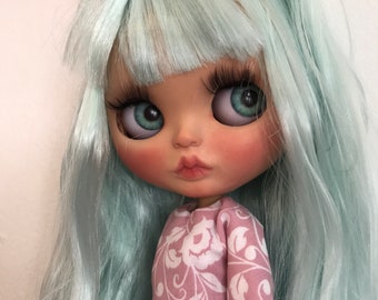 Conjunto de muñeca Blythe incluido, juego de manos libres.