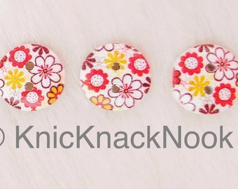 Red And Yellow Floral Print Round Wood Buttons, White Wood Buttons, 15mm buttons, Craft Buttons, Cute Buttons