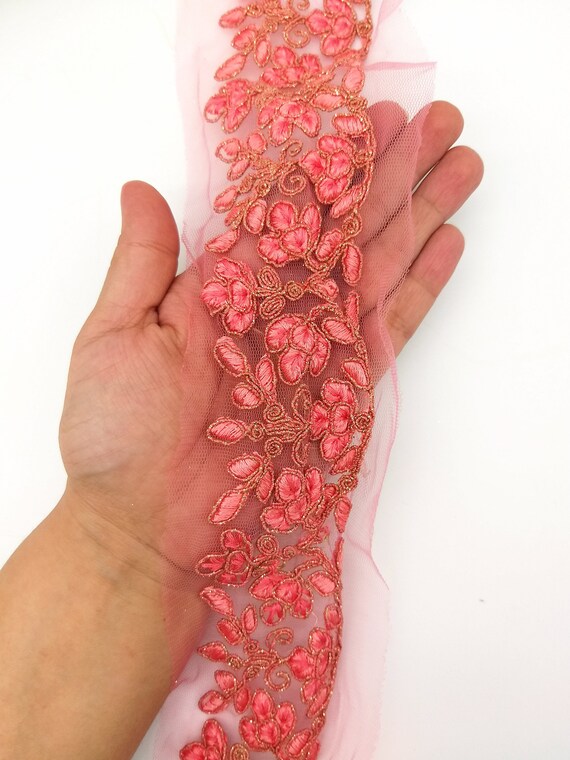 Pink Floral Embroidered Net Trim,pink Floral Border,floral Embroidery Lace,peach  Fuzz Net Lace,floral Trim,indian Trim,saree Border,price/mt 