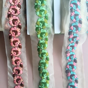 Garniture en tissu doré transparent avec broderie de fil floral Dentelle One Yard