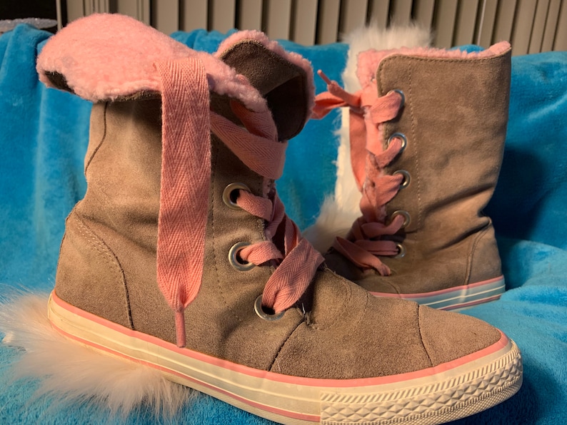 brown converse with fur