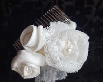Light Ivory Floral Rosettes Bridal Wedding Hair Comb Lace Crepe Pearls