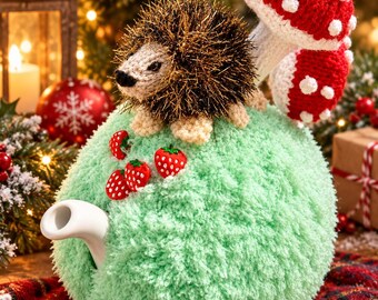 Hand Knitted Teapot Cosy for 2 Cup Teapot, Hedgehog & Mushroom Tea Cosy, Whimsical Kitchen Decor, Handmade Gift, Cottagecore Tea Cozy