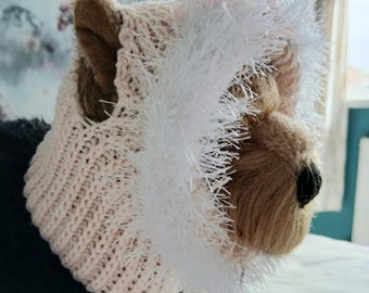 Handknitted Dog Snood with Ear Holes in Peach and White Fur Trim, Yorkie snood, Chihuahua Hood, Small Dog Winter Hat, size  12" / 30cm.