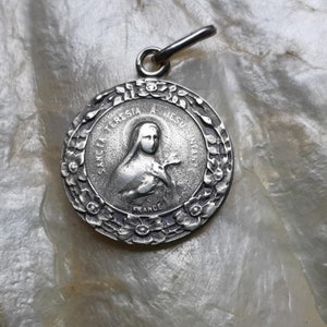 Antique French Saint Therese of Lisieux Medal Jesus Little Flower Latin Scriptures France Tag sophieladydeparis image 1