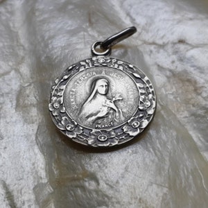 Antique French Saint Therese of Lisieux Medal Jesus Little Flower Latin Scriptures France Tag sophieladydeparis image 6