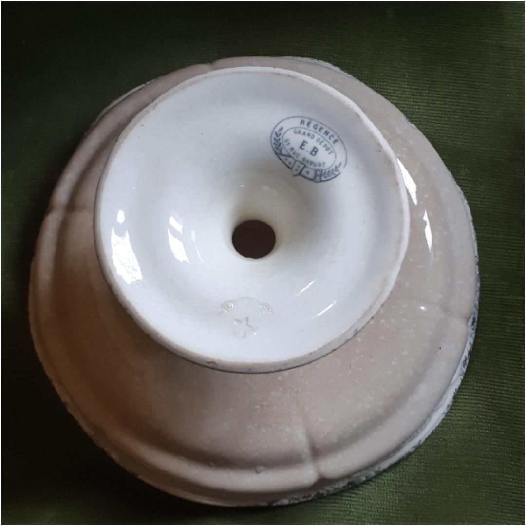 フランスアンティークアイアンストーンコンポティエ：エミール