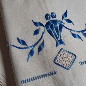 RARE 1930&#39;s French Sheet Set Blue Medallion Ladder Work New Old Stok #sophieladydeparis