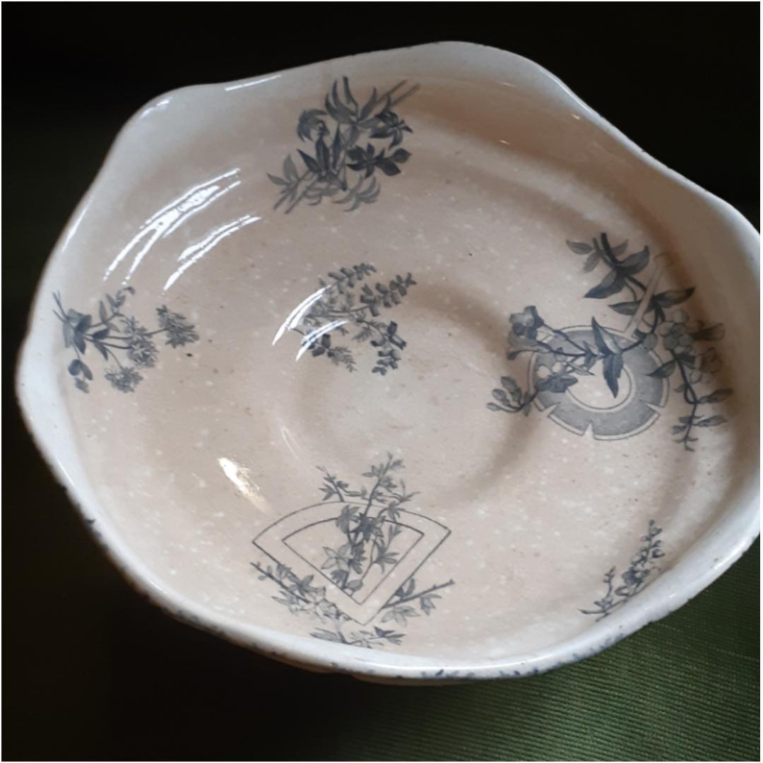 フランスアンティークアイアンストーンコンポティエ：エミール