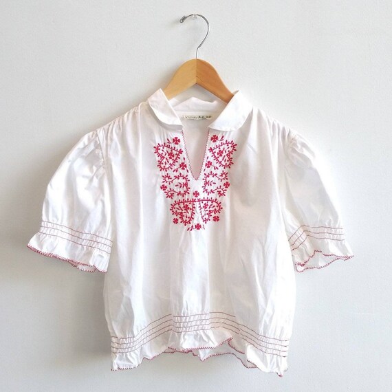 vintage embroidered cotton peasant blouse sz L/XL
