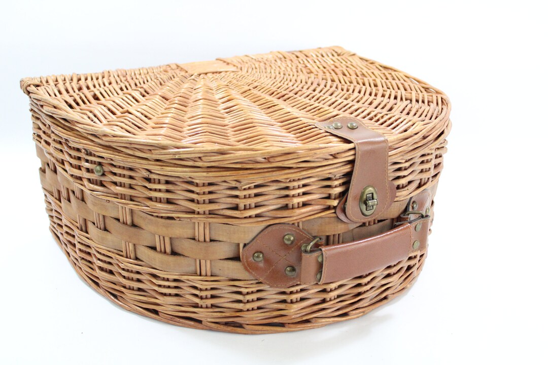 Picnic Basket English Style Picnic Basket Willow Basket Etsy