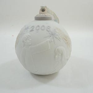 Lladro Ornament, 3-D Christmas Tree Ornament, White Porcelain Ornament, Embossed Ball, Girl and Boy Mono 2006 Lot V92 Free USA Ship