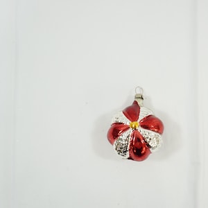 Vintage Christmas Ornament, Old Glass Christmas Ornament, Czechoslovakia Made, Red Embossed Flower Ornament, 1980s, Lot P79, Free USA Ship