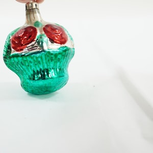 Vintage Christmas Ornament, Old Glass Christmas Ornament, Czechoslovakia Made, Basket of Flowers Ornament, 1980s, Lot P75, Free USA Ship