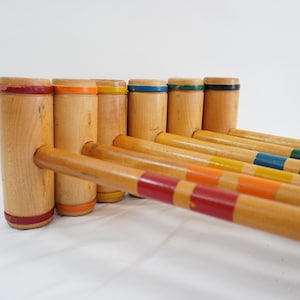 Houten croquethamers, houten croquet, 6 vintage of antieke hamers, zomeretalage, sportdisplay, volkskunst, lot 136 gratis schip uit de VS