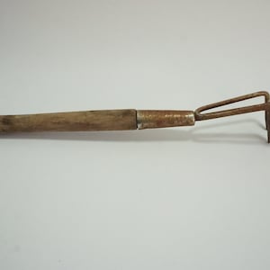 Garden Hand Tool, Gardening Tool, Weeding Tool, Tooth Weeder, 1950&#39;s  Garden Cultivator Fork, Greenhouse Supplies, Lot 106 Free USA Ship
