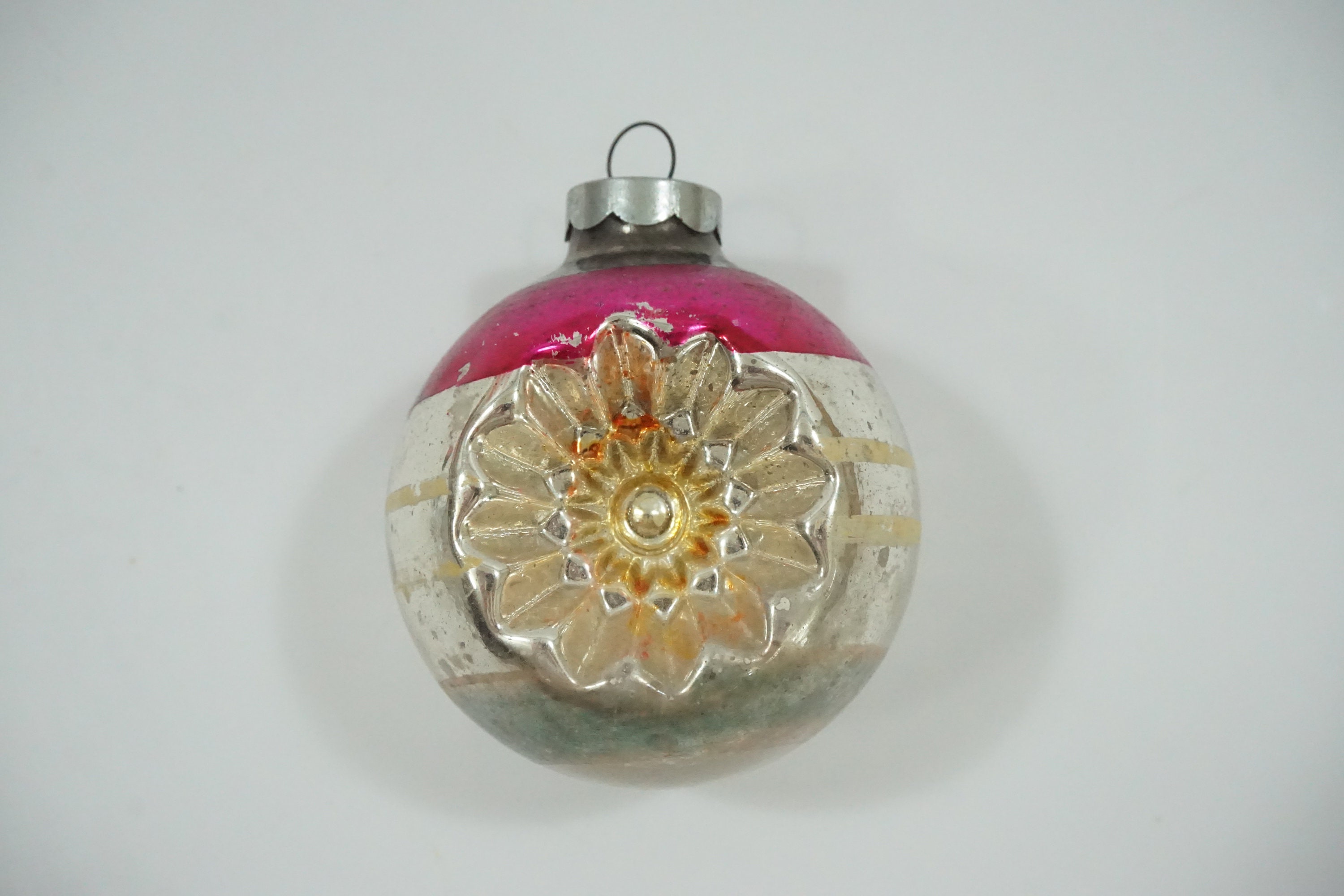 Vintage Iridescent Glass Ornament Rhombus  Unique Christmas Decorations —  Hoppe Shoppe