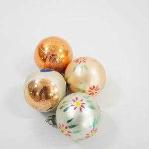 Vintage Christmas Ornaments, MCM Poland Ornaments, 4 Small Glass Hand Painted Balls, Floral Glass Balls, Shiny & Matte Lot S26 FREE USA Ship