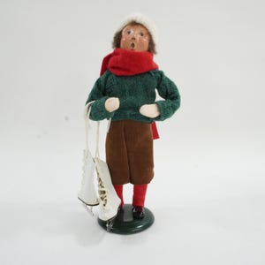 Byers&#39; Choice, Christmas Caroler, Byers Choice Holiday Figure, BOY 1996 Caroler w/ Ice Skates, Christmas Decor, Free USA Ship