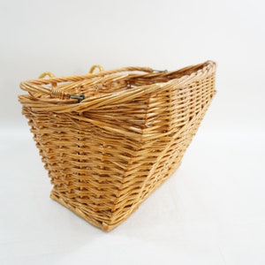 Vintage Bike Basket, Hanging Basket, Flat Back Basket For Bike, Handlebars Basket, Bike Market Basket, Yellow Brackets Lot 101 Free USA Ship