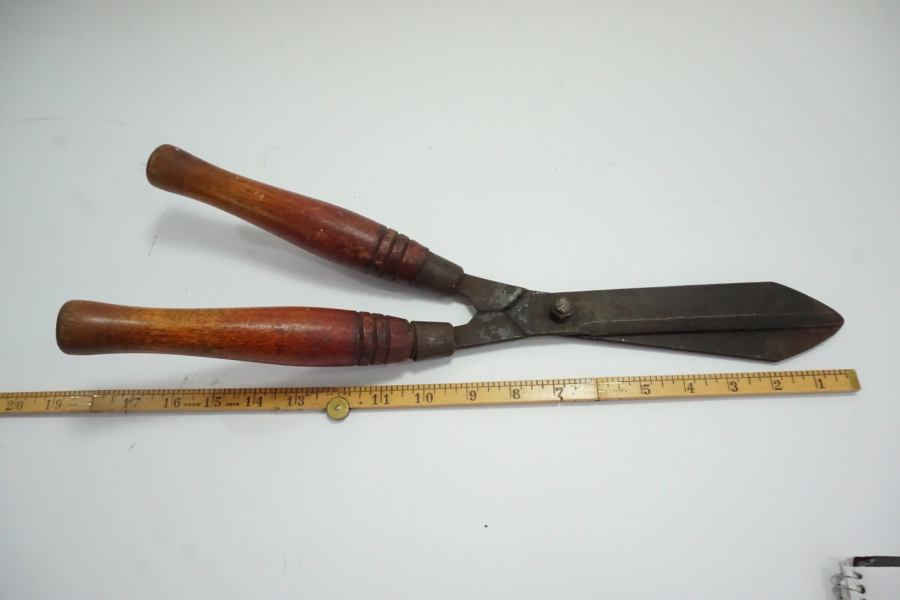 Shears Hedge Clippers Vintage Shears Garden Pruners Short Etsy