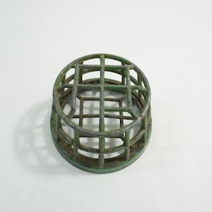 Metal Cage Flower Frog, Green Metal Dazey New York No 23 Cage Industrial Flower Frog, Green Floral Frog, Flower Vase, G106, Free USA Ship