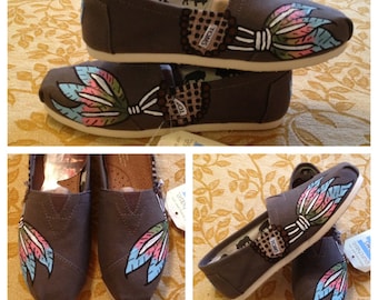 Custom DREAMCATCHER DREAM CATCHER feather Handpainted Toms