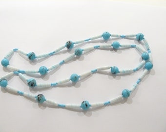 Beautiful Vintage Turquoise & White Glass Necklace