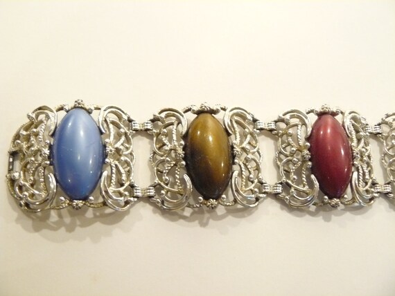 Chunky Vintage Sarah Coventry Thermoset Bracelet - image 2