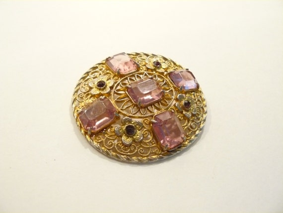 Beautiful Vintage Ornate Pale Faux Amethyst Stone… - image 3