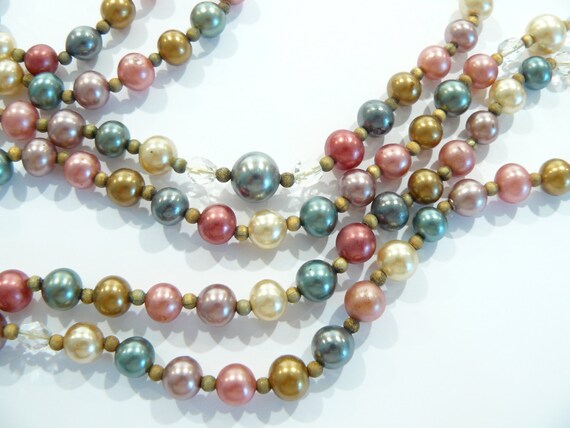 Beautiful Vintage Colorful Faux Pearl & Crystal N… - image 1