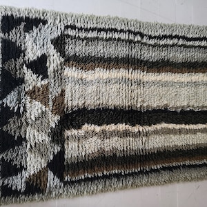 Swedish rya shag rug carpet geometric abstract Scandinavian design 60’s