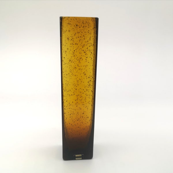 Hyllinge Glasbruk Bengt Orup Sweden yellow amber glass vase 60's