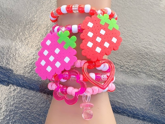 Strawberry Kandi Bracelets,kidcore Bracelets,kandi Singles,rave Bracelets,edc  Kandi,plur,kandi Kid,rave Outfit,edc Outfit,kawaii Bracelets 