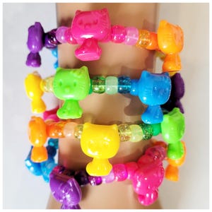 Nostalgic cat kandi bracelet,kandi singles,rave bracelets,rave kandi,rave set,kandi kid,rainbow bracelets,kawaii bracelets,kawaii cat,decora