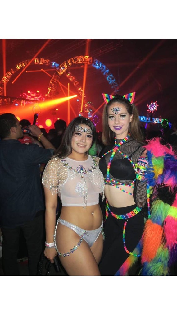 Totally cute!  Rave bra, Rave costumes, Rave outfits