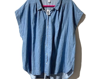 New Old Navy Denim Shirt Size XL Cap Sleeve Button Front Blue Jean Chambray Box