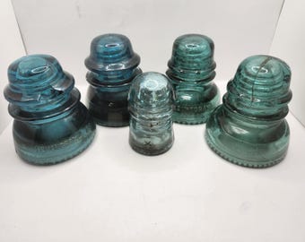 Auswahl an Vintage Teal Blue Glass Isolatoren